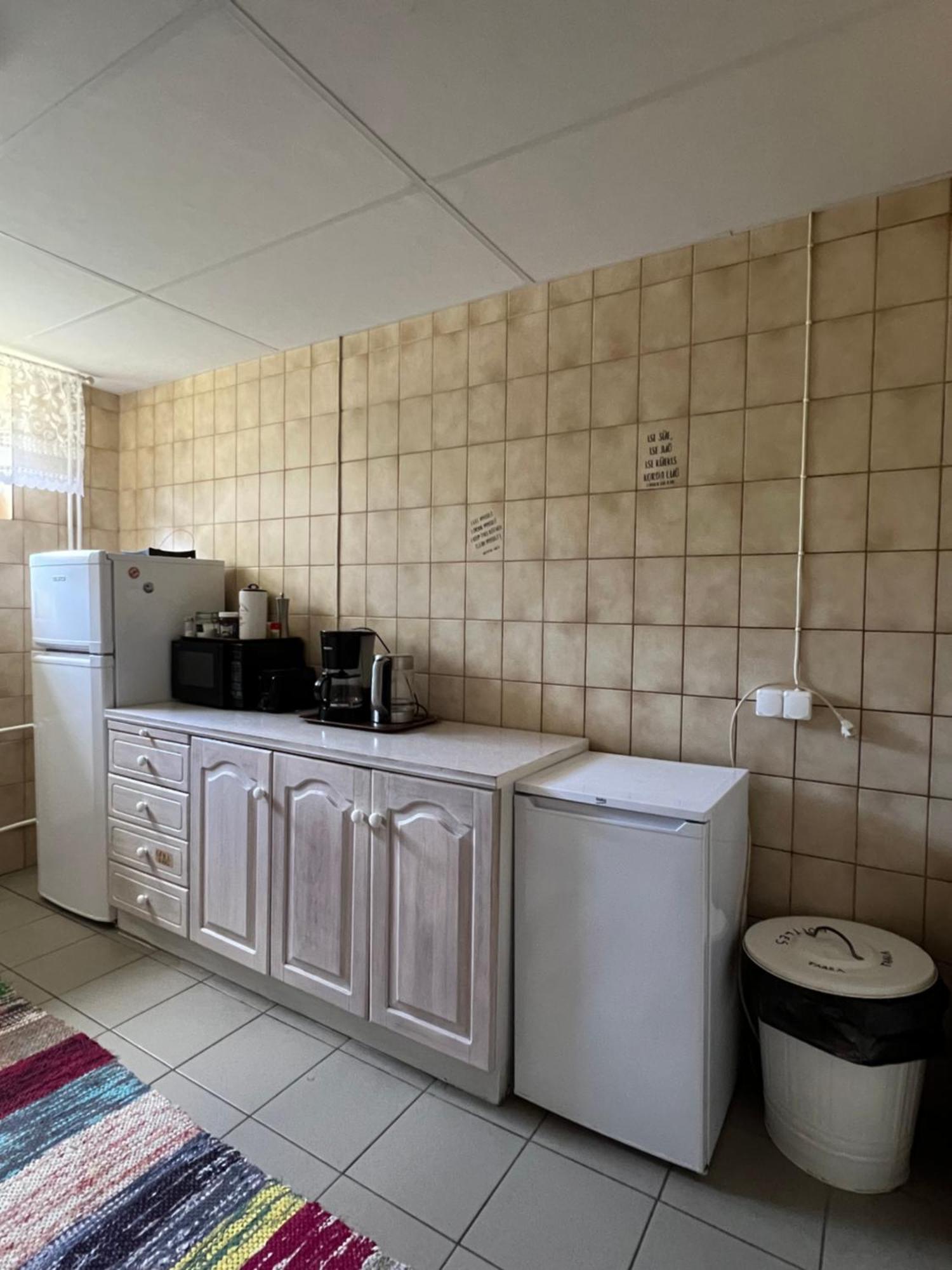 Kihnu Sadama Oeoemaja Guesthouse Lemsi Exteriér fotografie