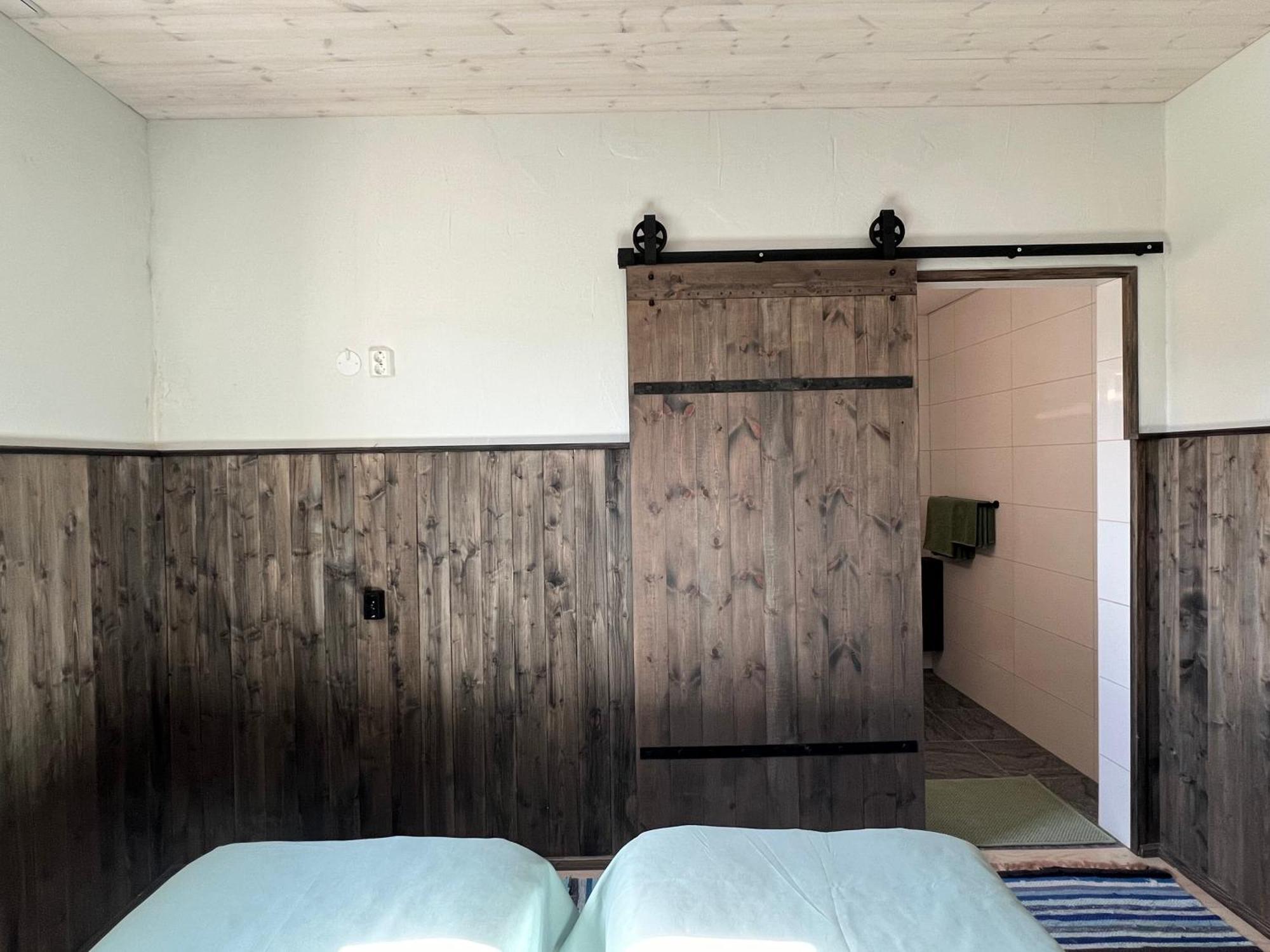Kihnu Sadama Oeoemaja Guesthouse Lemsi Exteriér fotografie